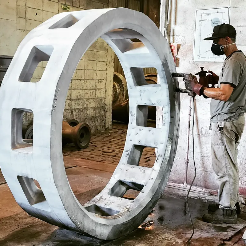 Anel da roda motriz fundido em aço pela Fundição Mundial sob encomenda para mineração e siderurgia