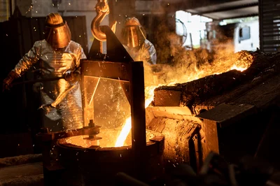 Processo de fundição de aço com controle de qualidade homologado ISO 9001, DNV e ABS